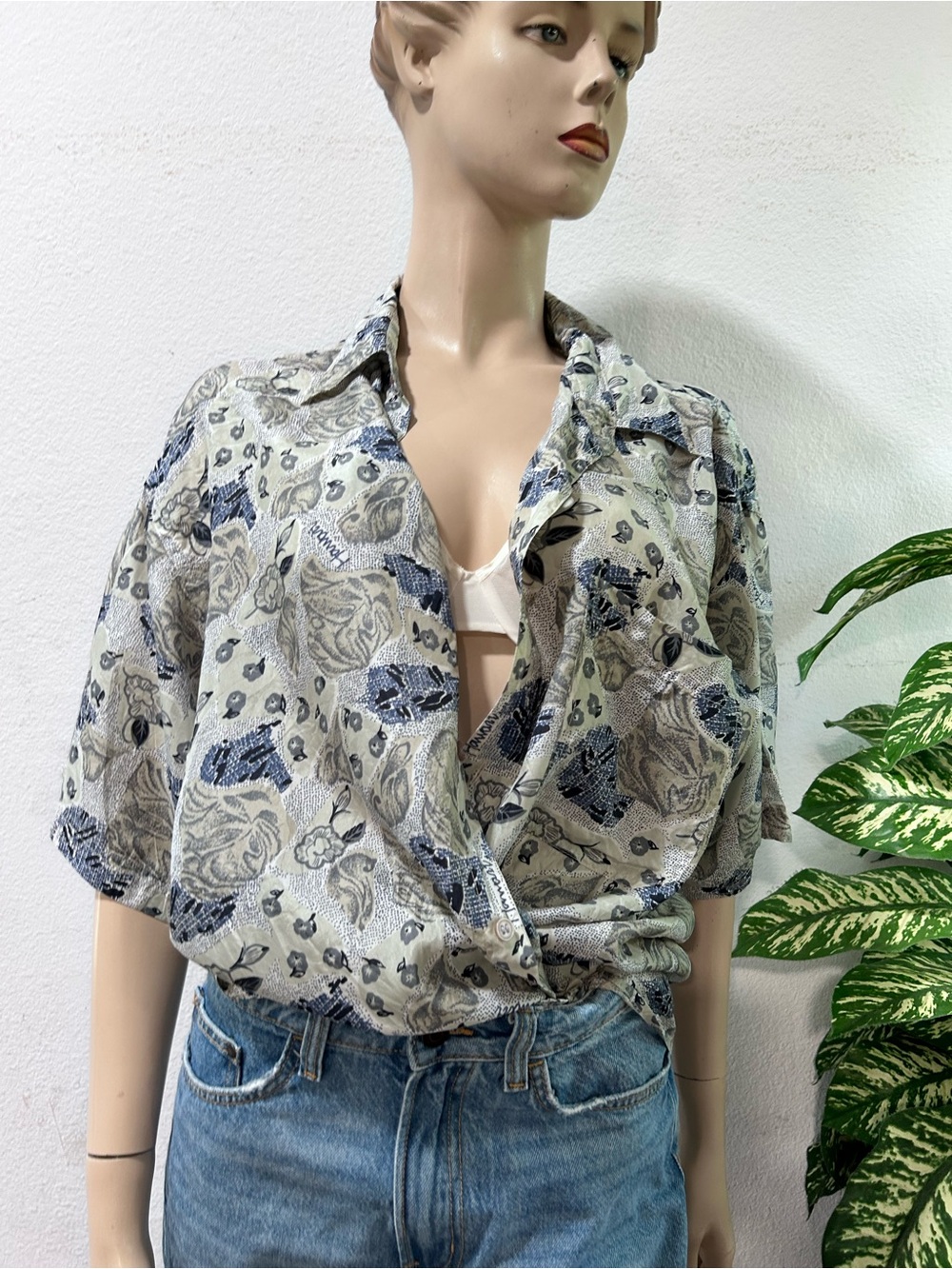 Hawaii silkyway Button-Down Floral Print Shirt in gray and Blue